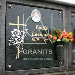 Granits Lust-Vuerings-Lucas - Columbarium